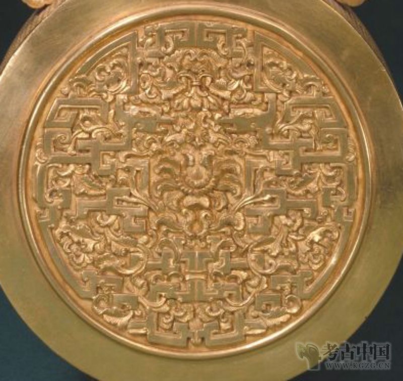 清代· 金錾夔龙纹扁壶（故宫博物院） - 考古网