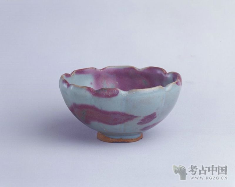 宋代· 钧窑天蓝釉红斑花瓣式碗（故宫博物院） - 考古网