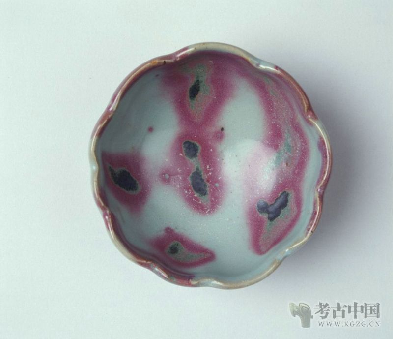 宋代· 钧窑天蓝釉红斑花瓣式碗（故宫博物院） - 考古网