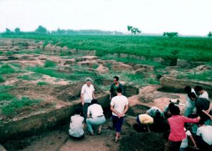 张海江：八千年前世界上最伟大的工程  ——磁山文化储粮窖穴