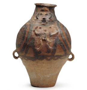 新石器 · 裸体浮雕彩陶壶（中国国家博物馆）