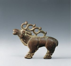 西汉 · 青铜麋鹿（甘肃省博物馆）
