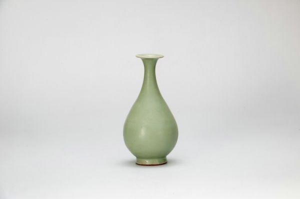 南宋 · 龙泉窑青瓷玉壶春瓶（重庆中国三峡博物馆）