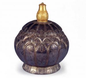 明代 · 鎏金银盖罐（杭州博物馆）